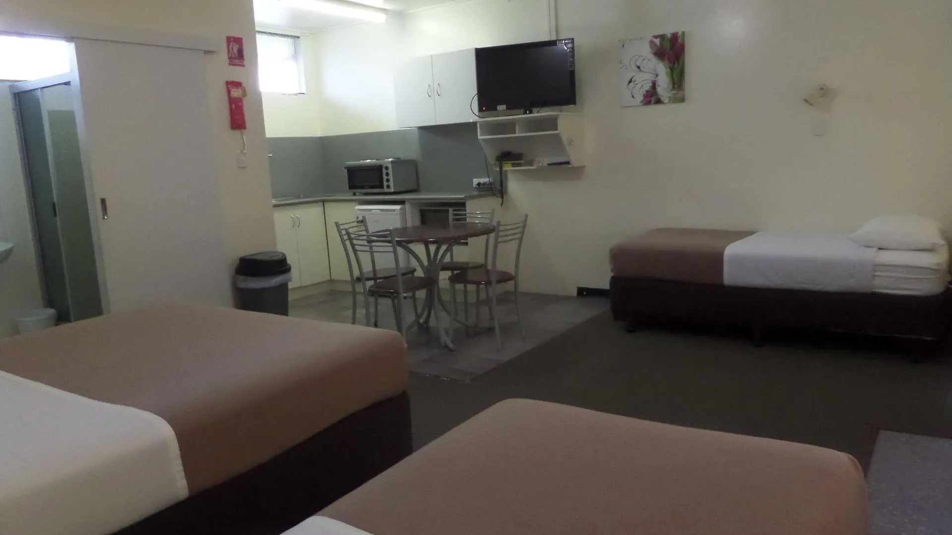 Moondarra Motel Innisfail 3*,  Australia
